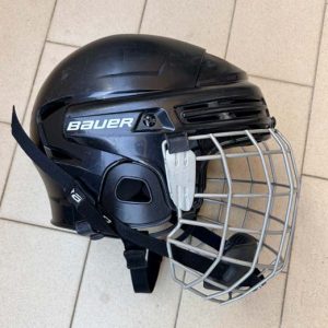 #030-18 Casco BAUER BHH2100